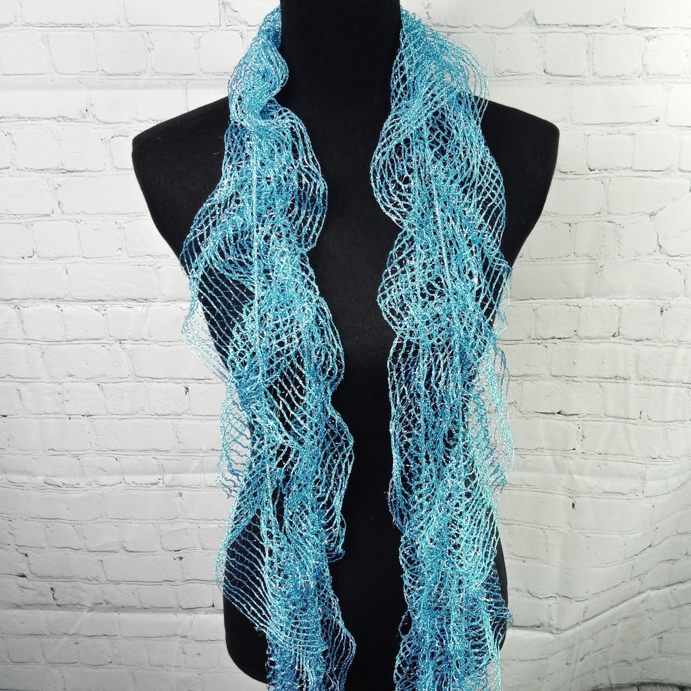 Blue Ruffled Net Fringe Scarf - Picture 3 of 8